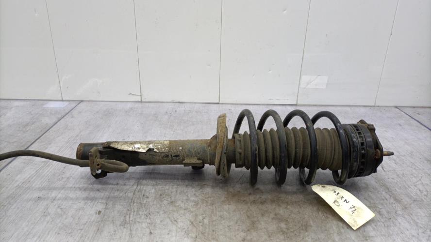 Amortisseur avant droit FORD FIESTA 5 PHASE 1 Diesel