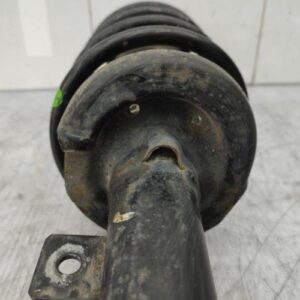 Amortisseur avant droit FORD FIESTA 5 PHASE 1 Essence