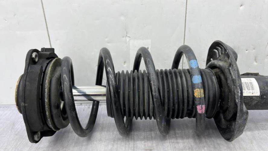 Amortisseur avant droit VOLKSWAGEN GOLF 6 Diesel