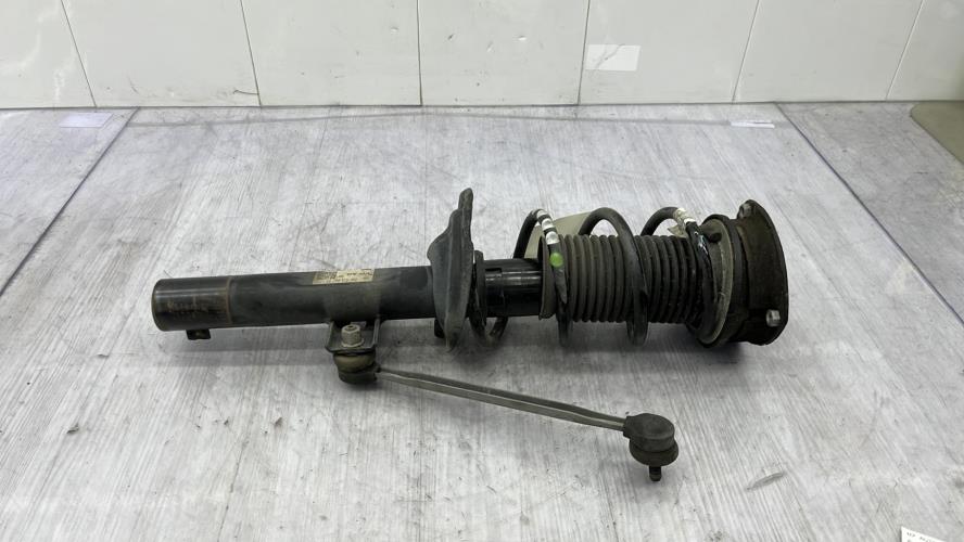 Amortisseur avant droit VOLKSWAGEN POLO 6 PHASE 1 Essence