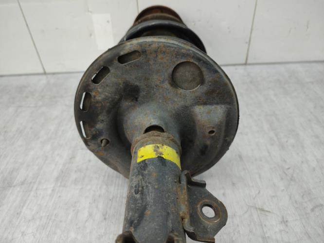 Amortisseur avant droit TOYOTA AURIS 1 PHASE 1 Essence