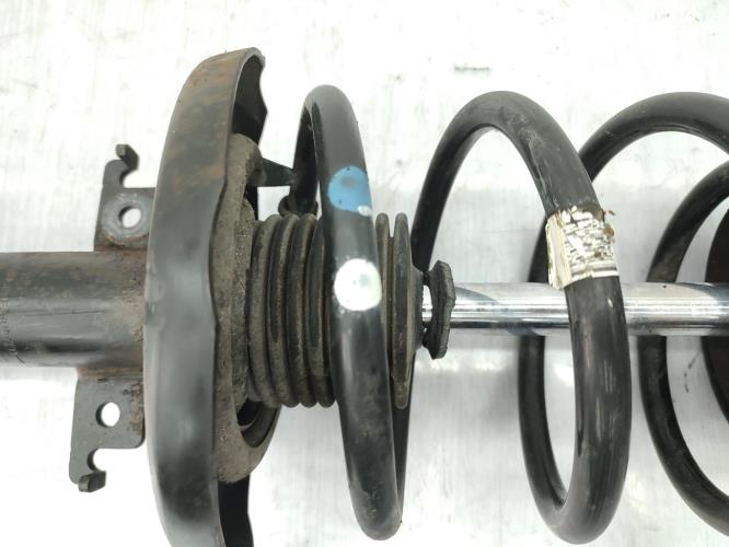 Amortisseur avant droit RENAULT SCENIC 3 PHASE 2 Diesel