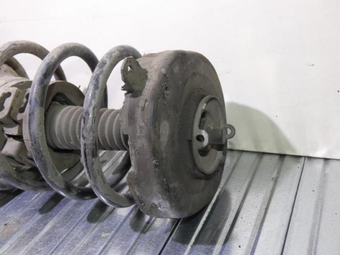 Amortisseur avant droit RENAULT MEGANE 1 PHASE 1 COUPE Essence