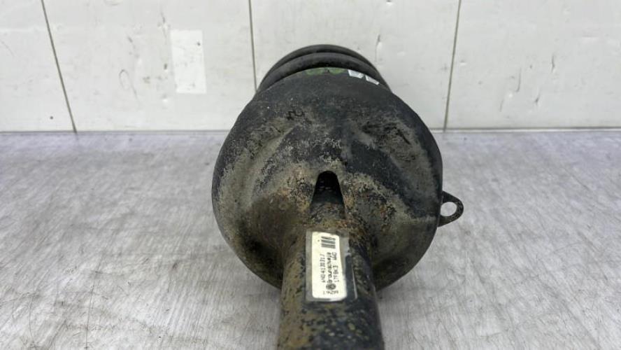 Amortisseur avant droit VOLKSWAGEN POLO 3 PHASE 1 Essence