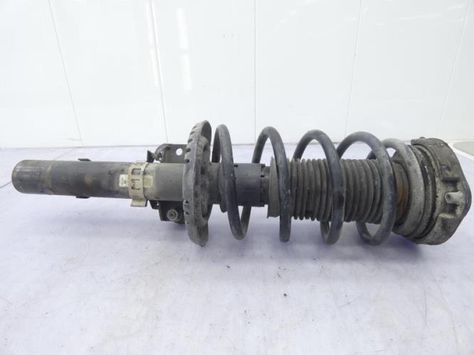 Amortisseur avant droit VOLKSWAGEN POLO 4 PHASE 1 Diesel