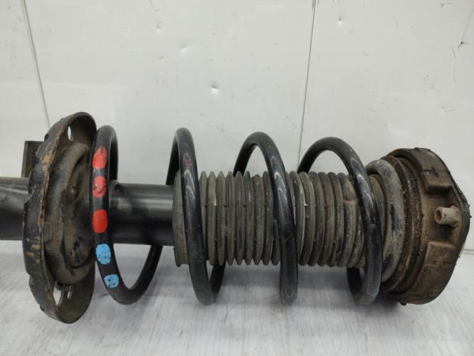 Amortisseur avant droit VOLKSWAGEN POLO 4 PHASE 1 Diesel