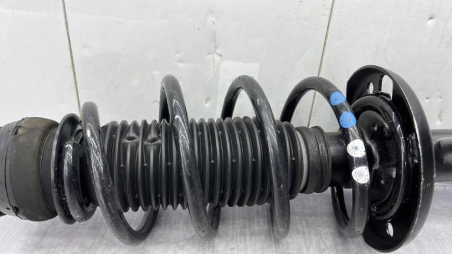 Amortisseur avant droit VOLKSWAGEN POLO 5 PHASE 1