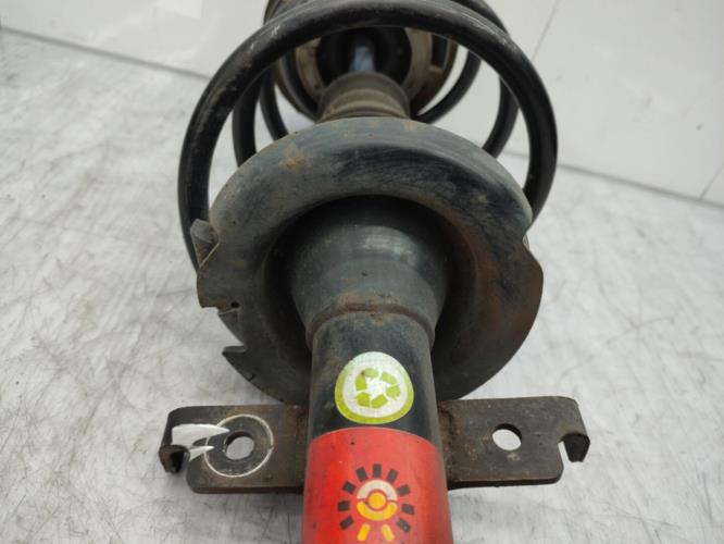 Amortisseur avant droit RENAULT LAGUNA 2 PHASE 2 Essence