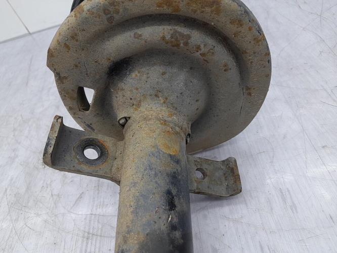 Amortisseur avant droit RENAULT SCENIC 2 PHASE 1 Essence