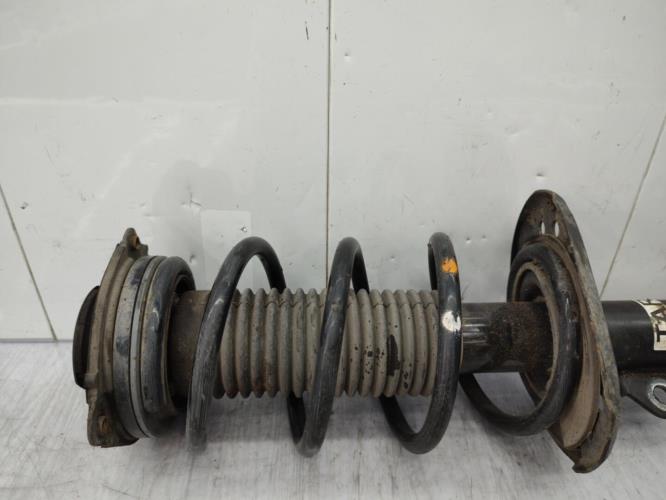 Amortisseur avant droit NISSAN JUKE 1 PHASE 2 Diesel