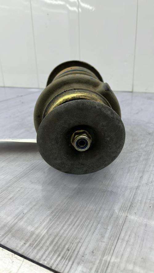 Amortisseur avant droit FORD FIESTA 3 PHASE 1 Essence