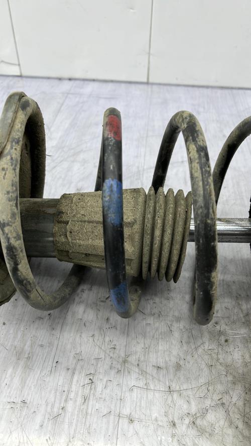 Amortisseur avant droit PEUGEOT 309 PHASE 1 Essence