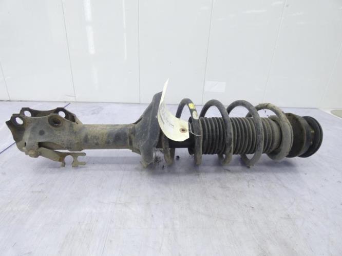 Amortisseur avant droit VOLKSWAGEN VENTO Essence