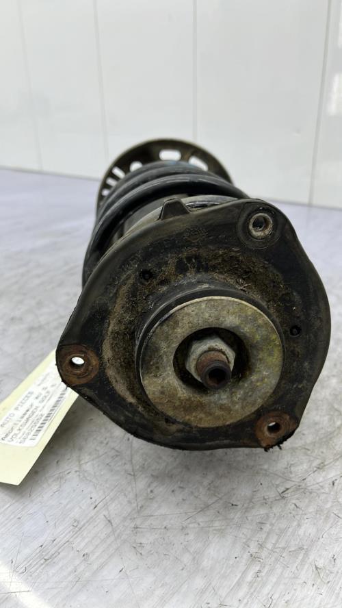 Amortisseur avant gauche VOLKSWAGEN GOLF 5 Essence