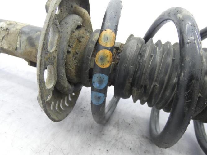 Amortisseur avant gauche VOLKSWAGEN GOLF 5 Diesel