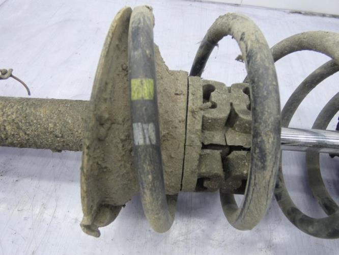 Amortisseur avant gauche RENAULT MEGANE 1 PHASE 2 Essence