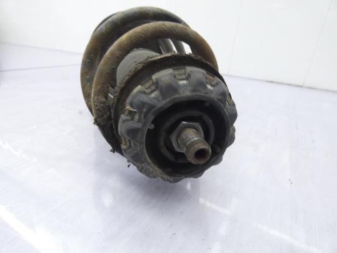 Amortisseur avant gauche VOLKSWAGEN POLO 3 PHASE 1 Essence