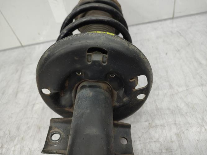 Amortisseur avant gauche VOLKSWAGEN POLO 4 PHASE 1 Diesel