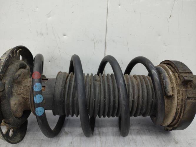 Amortisseur avant gauche VOLKSWAGEN POLO 4 PHASE 2 Diesel