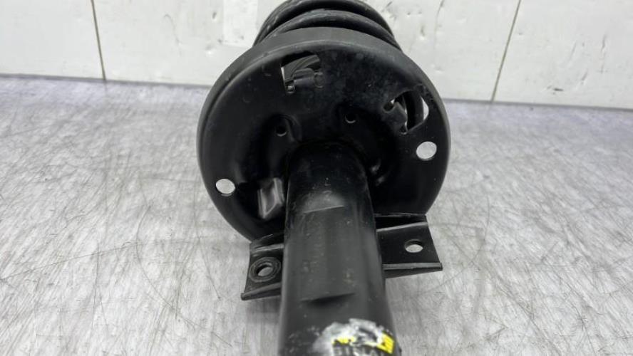 Amortisseur avant gauche VOLKSWAGEN POLO 5 PHASE 1