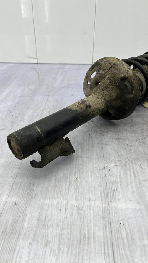 Amortisseur avant gauche FORD FIESTA 3 PHASE 1 Essence