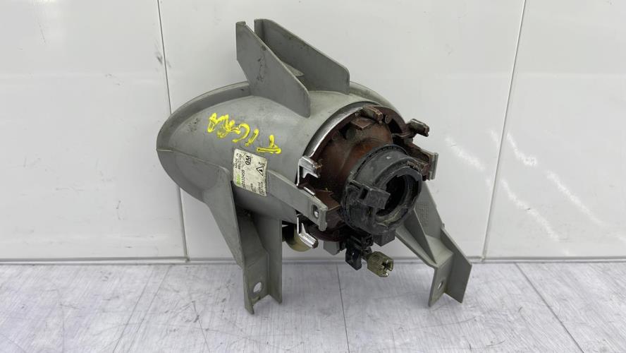 Anti brouillard droit (feux) OPEL TIGRA 1 COUPE Essence