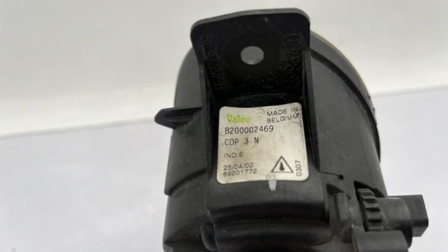 Anti brouillard gauche (feux) RENAULT CLIO 2 PHASE 2 Essence