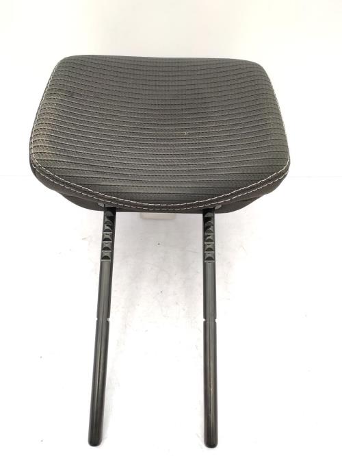 Appui tete avant RENAULT CLIO 3 PHASE 1 Diesel