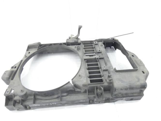 Armature avant, Masque avant PEUGEOT