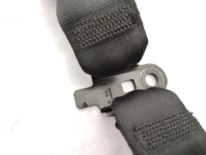 Attache ceinture arriere droit PEUGEOT 208 1 PHASE 1