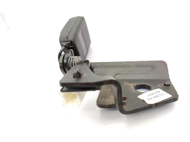 Attache ceinture arriere gauche CITROEN C4 1 PHASE 1 Diesel