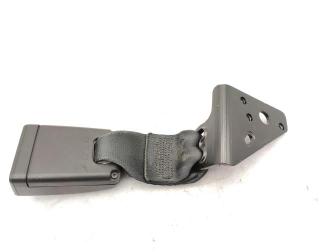 Attache ceinture arriere gauche PEUGEOT 208 1 PHASE 1