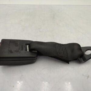 Attache ceinture arriere gauche CITROEN SAXO PHASE 2 Essence