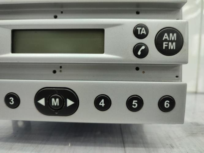 Autoradio d'origine FORD FIESTA 5 PHASE 1 Diesel