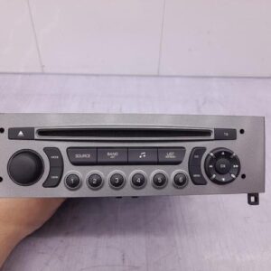 Autoradio d'origine PEUGEOT 308 1 SW PHASE 2 BREAK Diesel