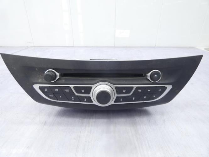 Autoradio d'origine RENAULT LAGUNA 3 PHASE 2 BREAK Diesel
