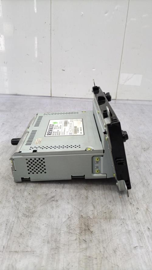 Autoradio d'origine RENAULT CLIO 4 PHASE 1 Diesel