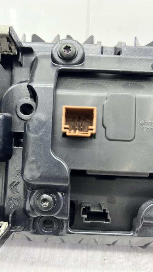Autoradio d'origine PEUGEOT 308 2 PHASE 1 Diesel
