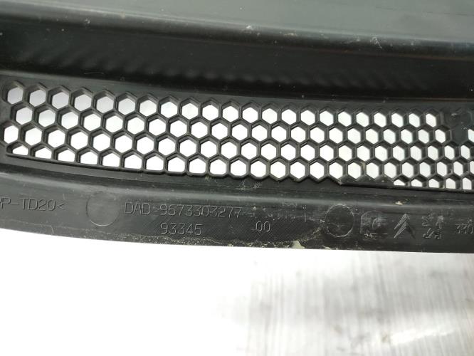 Baie de pare brise PEUGEOT 2008 1 PHASE 1 Essence