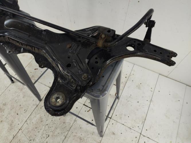 Berceau avant VOLKSWAGEN GOLF 4 Essence