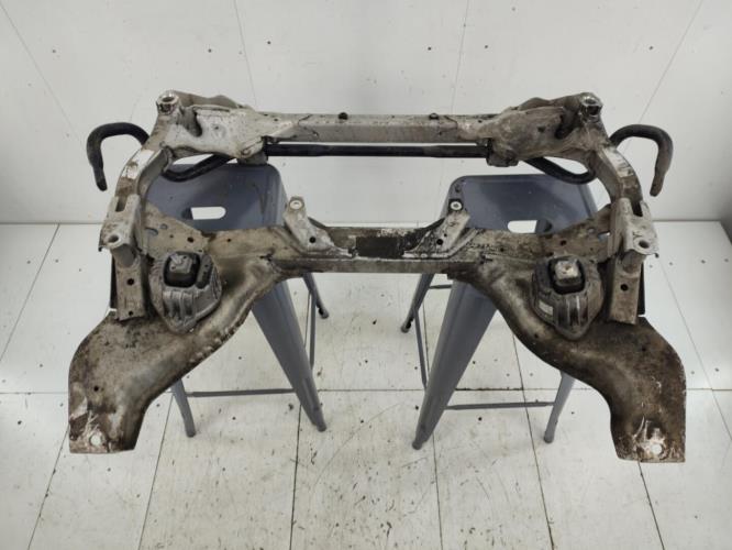 Berceau avant BMW SERIE 5 E39 PHASE 1 Diesel