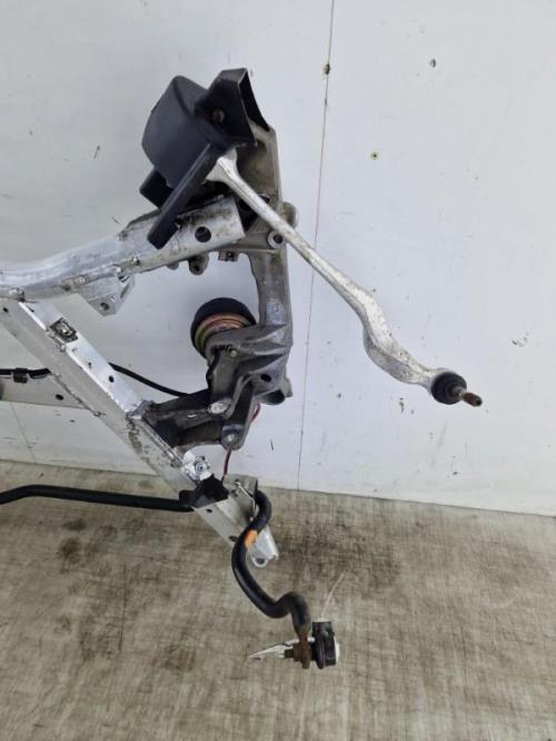 Berceau avant BMW SERIE 5 E39 PHASE 1 Diesel