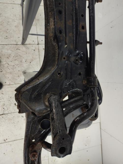 Berceau avant TOYOTA YARIS 1 PHASE 1 Essence