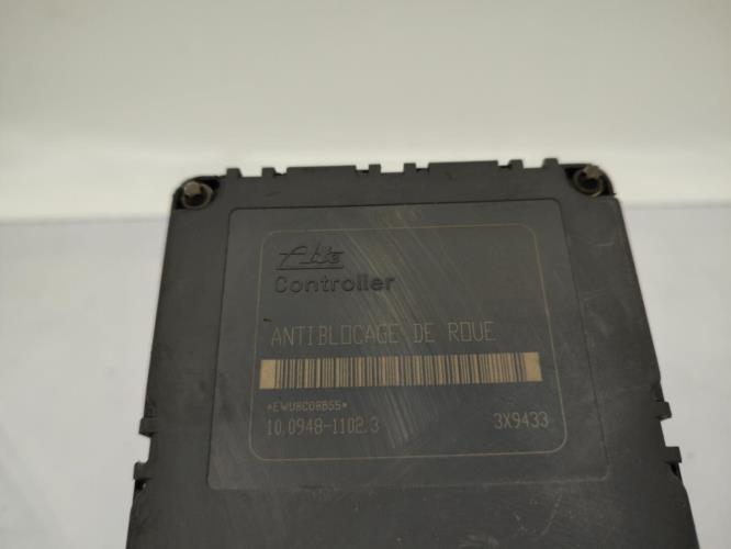 Bloc ABS (freins anti-blocage) CITROEN XANTIA PHASE 2 Essence