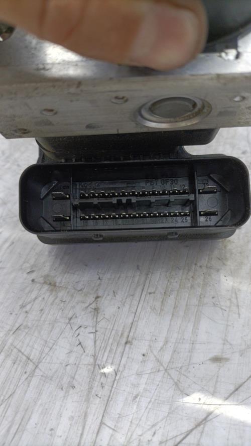Bloc ABS (freins anti-blocage) FORD FOCUS 2 PHASE 1 Diesel