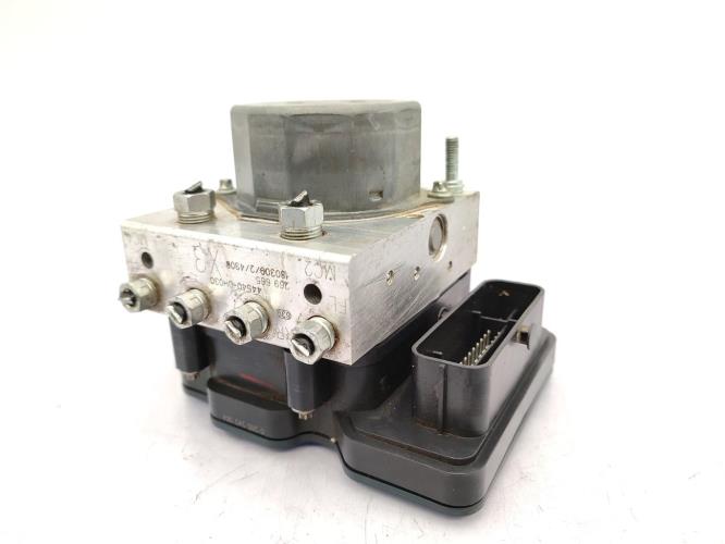 Bloc ABS (freins anti-blocage) CITROEN C1 2 Essence