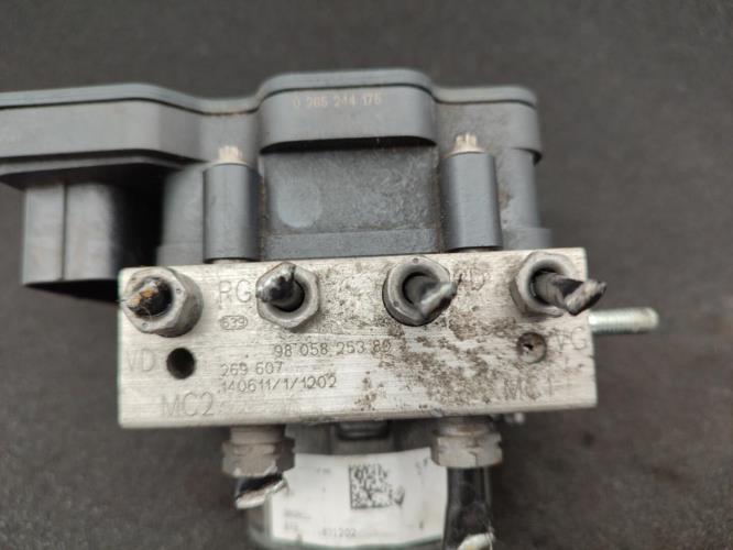 Bloc ABS (freins anti-blocage) PEUGEOT 308 2 SW PHASE 1 BREAK Diesel