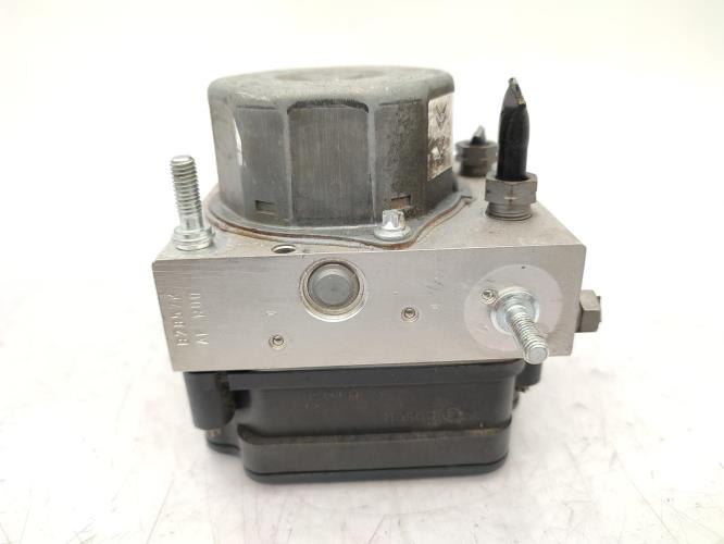 Bloc ABS (freins anti-blocage) PEUGEOT 308 2 PHASE 1 Diesel