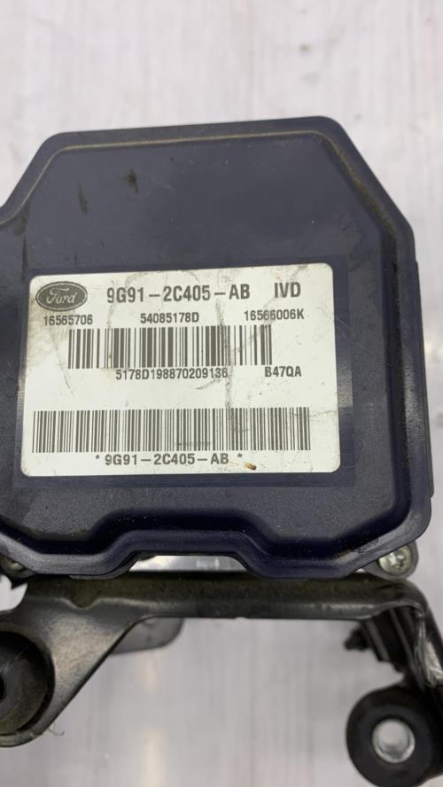 Bloc ABS (freins anti-blocage) FORD MONDEO 3 PHASE 1 Diesel
