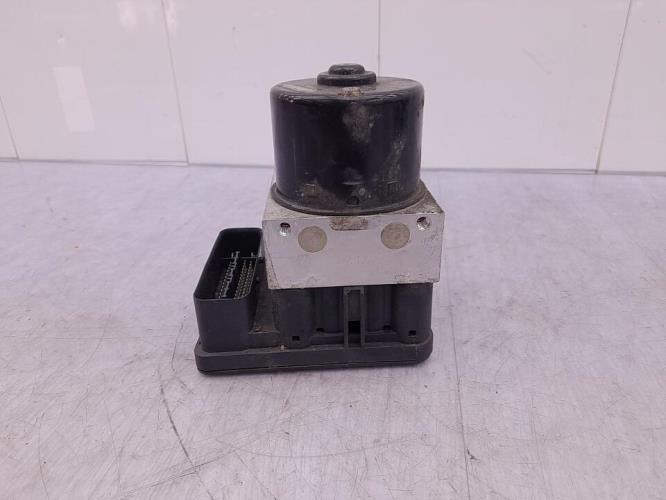 Bloc ABS (freins anti-blocage) VOLKSWAGEN GOLF 4 Diesel